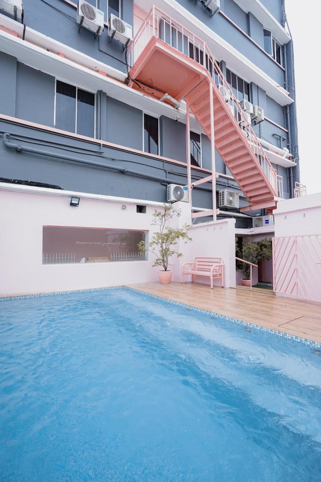Pink Cabana Hotel George Town Exteriér fotografie
